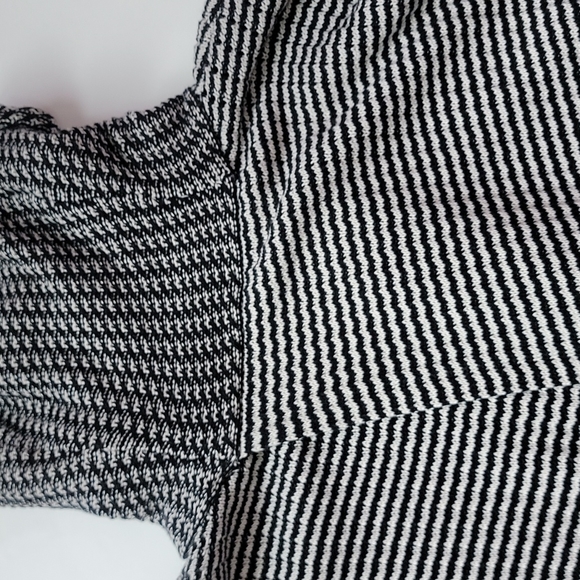 Cabi Fergie Chunky Split Hem Cowl Neck Wrap Sweater In Black White/Size M. - Picture 8 of 10